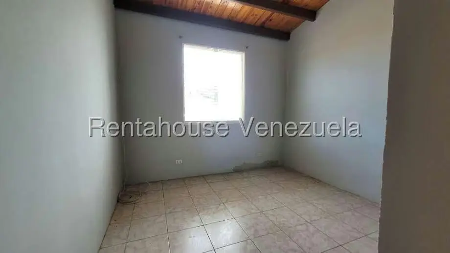 Casa (1 Nivel) en Venta en Roca Nostra, Lara - 33