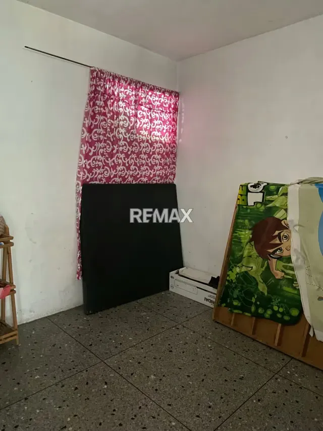 En venta apartamento y local con alto potencial comercial - 16