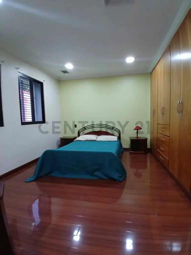 Casa en Alquiler - 12