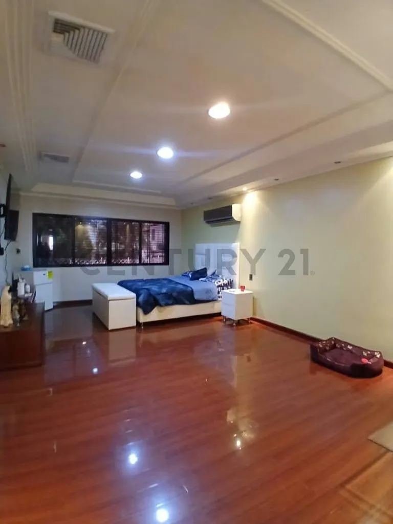 Casa en Alquiler - 10