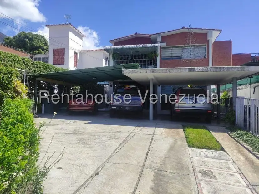 Casa (Multipes Niveles) en Venta en Los Palos Grandes, Distrito Metropolitano