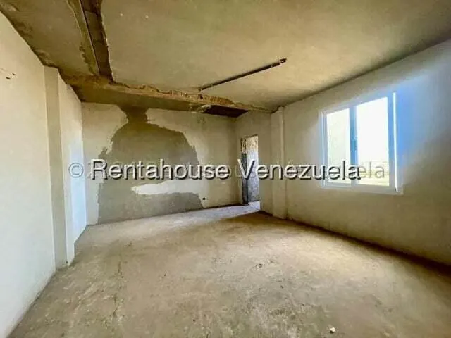 Townhouse (Duplex) en Venta en Puerta Maraven, Falcon - 2