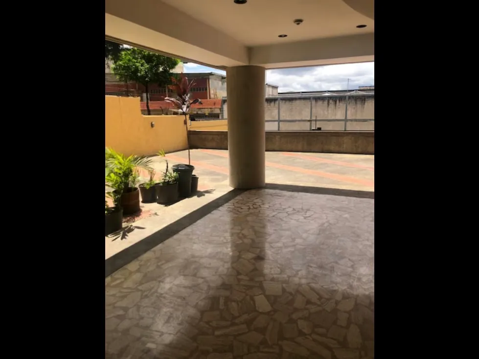 Se Alquila Apto 70m²-2H+2B+2P+Pozo de Agua+Vig.-El Rosal 2571 - 2