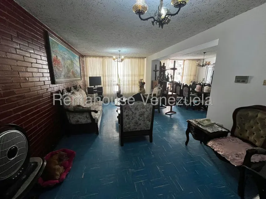 Apartamento (1 Nivel) en Venta en Parroquia La Candelaria, Distrito Metropolitano - 6