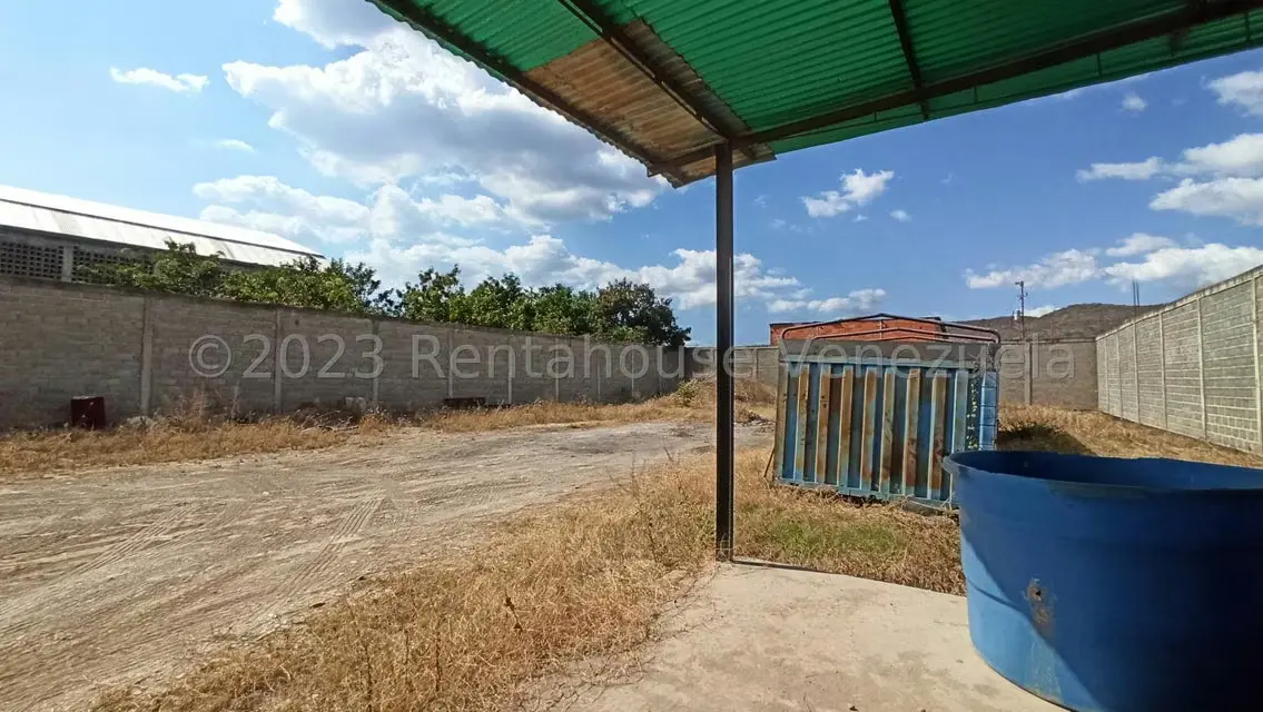 Comercial (Galpon - Deposito) en Venta en Parroquia Juan de Villegas, Lara - 25