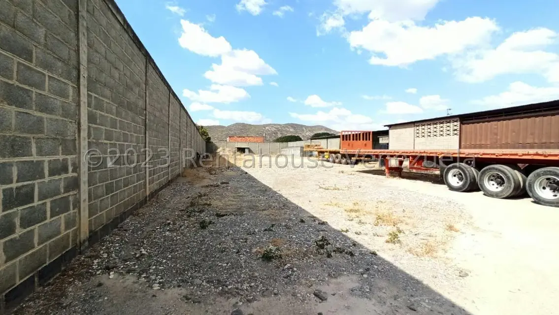 Comercial (Galpon - Deposito) en Venta en Parroquia Juan de Villegas, Lara - 33