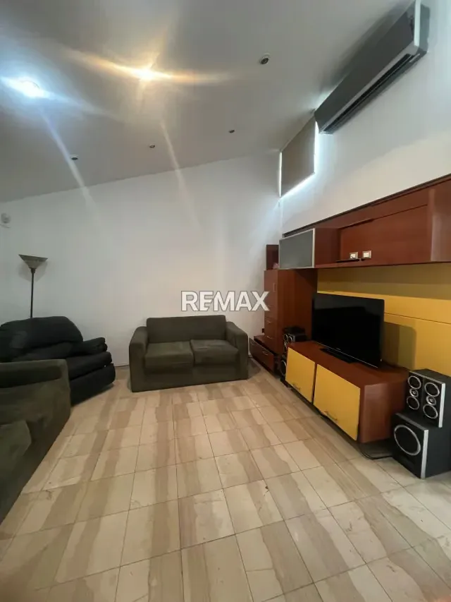 Exclusiva Casa en El Castaño de Lujo, Confort y Vista a la Montaña - 3