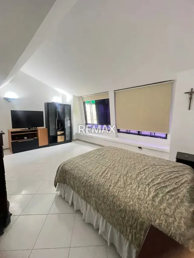 Exclusiva Casa en El Castaño de Lujo, Confort y Vista a la Montaña - 7