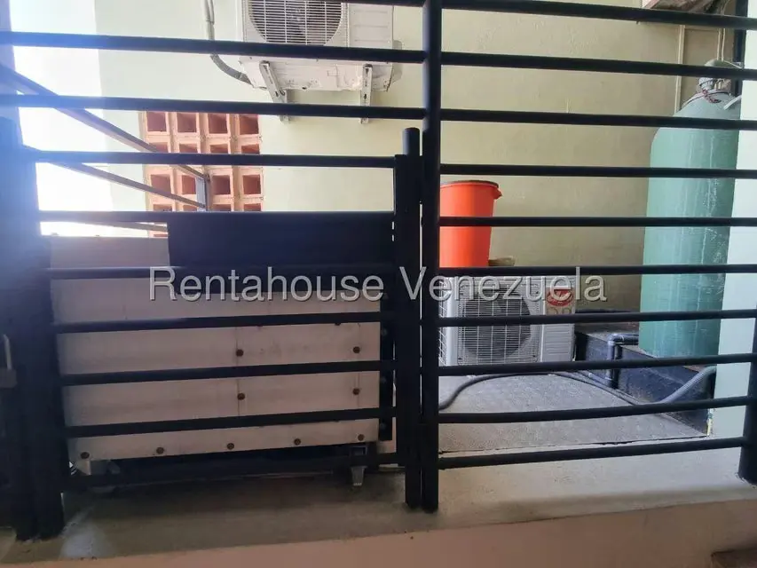 Apartamento (1 Nivel) en Venta en Parroquia Catedral, Lara - 26