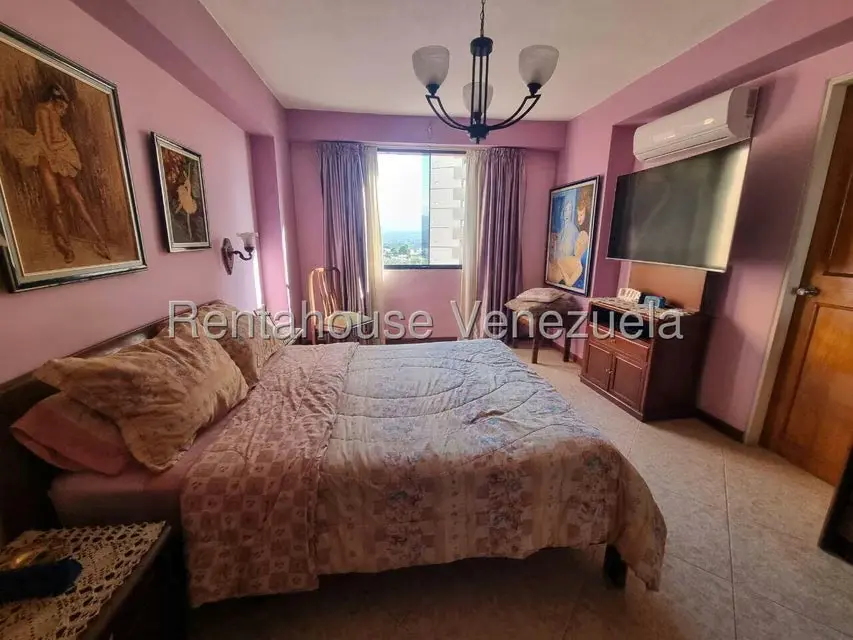 Apartamento (1 Nivel) en Venta en Parroquia Catedral, Lara - 61
