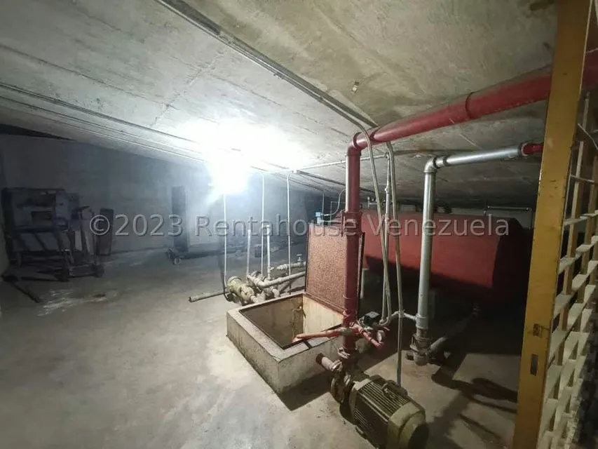 Edificio en Venta en La Urbina, Distrito Metropolitano - 12