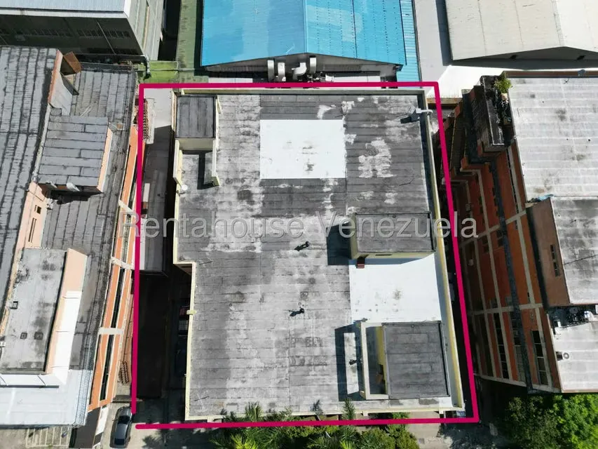 Edificio en Venta en La Urbina, Distrito Metropolitano - 3