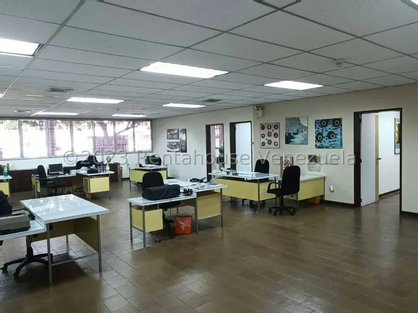 Edificio en Venta en La Urbina, Distrito Metropolitano - 21