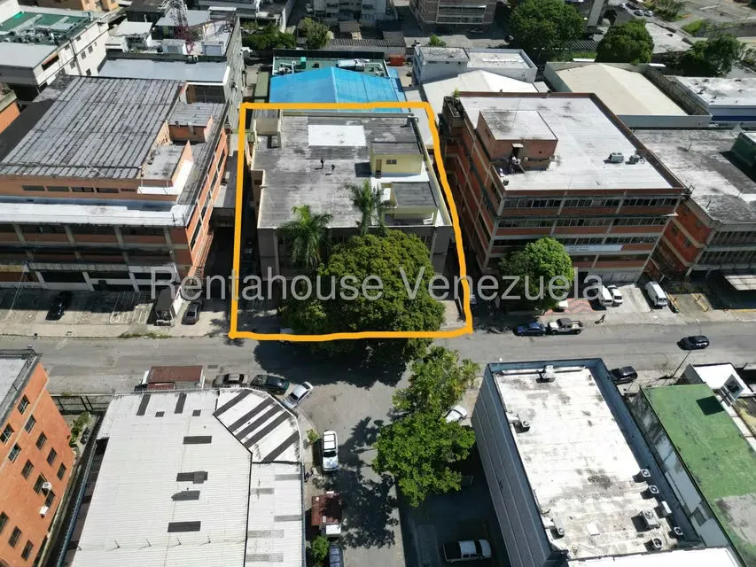 Edificio en Venta en La Urbina, Distrito Metropolitano - 4