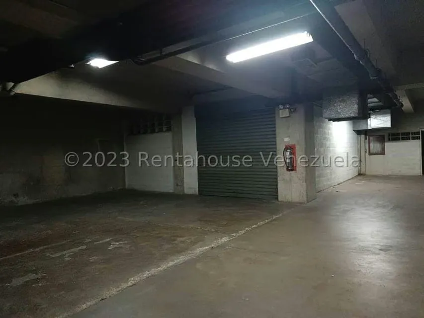 Edificio en Venta en La Urbina, Distrito Metropolitano - 5