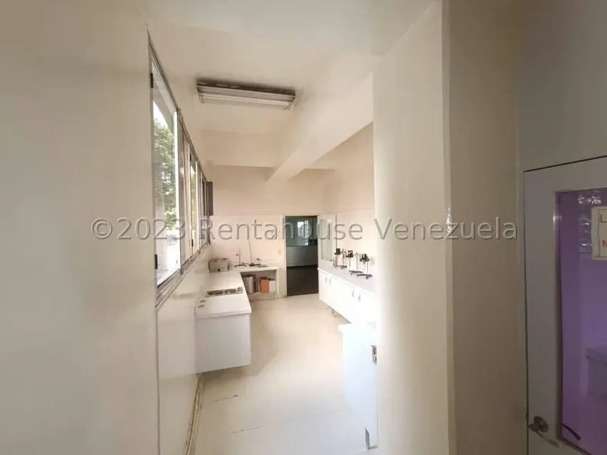 Edificio en Venta en La Urbina, Distrito Metropolitano - 44
