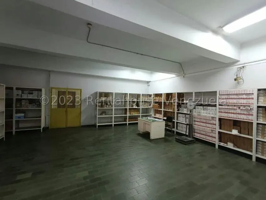 Edificio en Venta en La Urbina, Distrito Metropolitano - 52