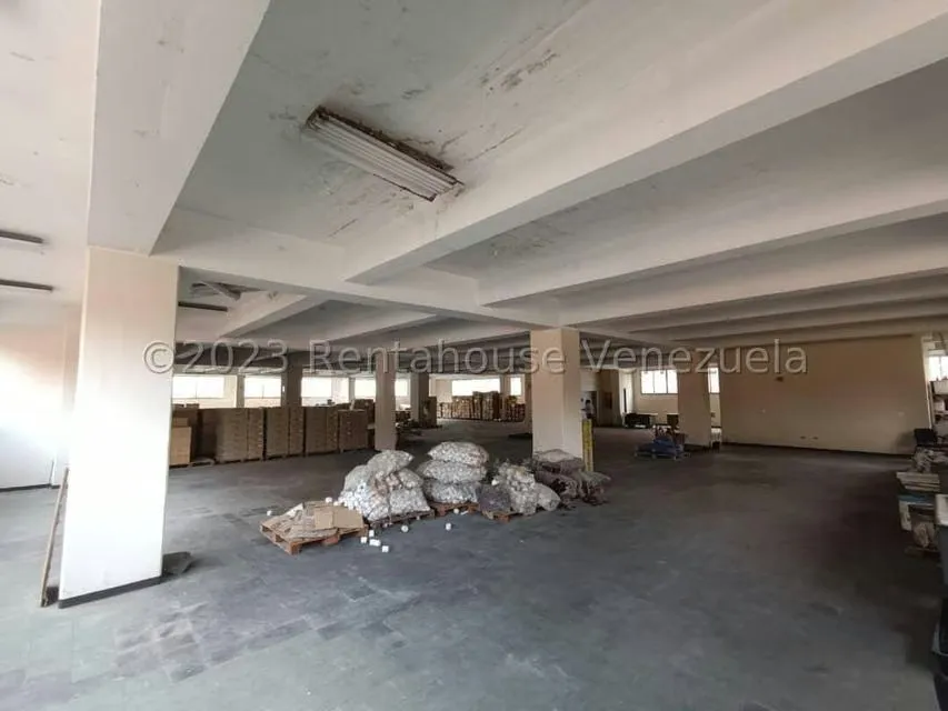 Edificio en Venta en La Urbina, Distrito Metropolitano - 57