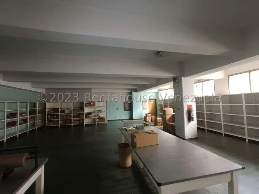 Edificio en Venta en La Urbina, Distrito Metropolitano - 63