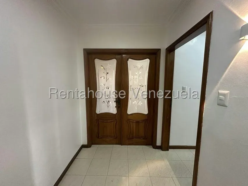 Apartamento (1 Nivel) en Venta en Terrazas del Avila, Distrito Metropolitano - 4