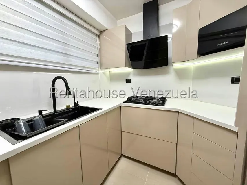 Apartamento (1 Nivel) en Venta en El Rosal, Distrito Metropolitano - 12