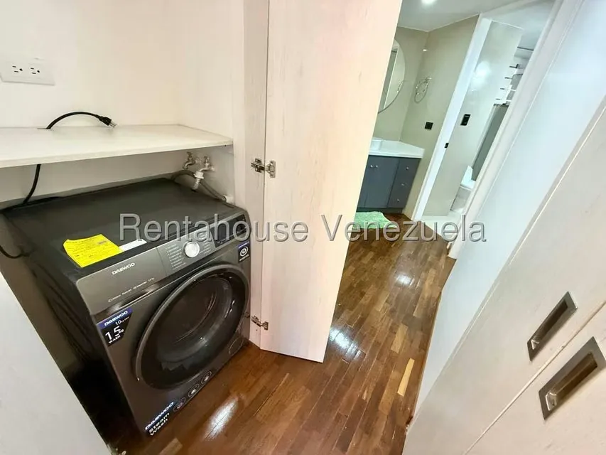 Apartamento (1 Nivel) en Venta en El Rosal, Distrito Metropolitano - 28