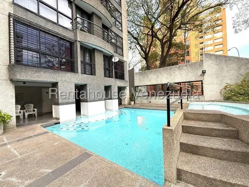 Apartamento (1 Nivel) en Venta en El Rosal, Distrito Metropolitano - 35