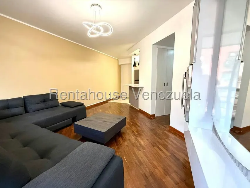 Apartamento (1 Nivel) en Venta en El Rosal, Distrito Metropolitano - 4