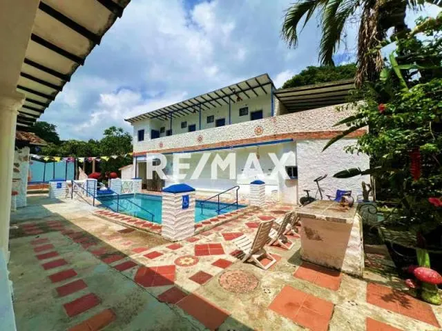 Hermosa Posada Spa en Aguirre con historia y confort