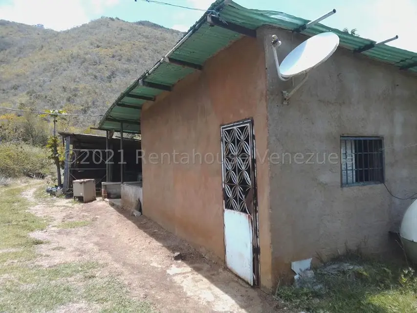 Terreno (Finca) en Venta en Tacarigua, Nueva Esparta - 2