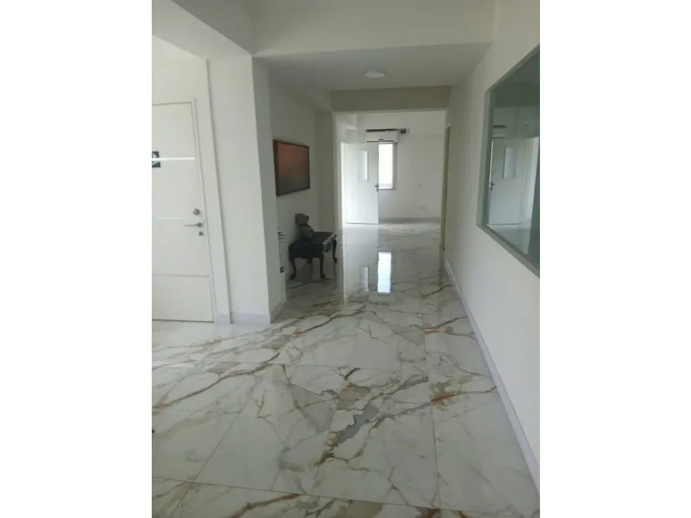 Edificio en venta 1090m², CHUAO AV PRINCIPAL ** - 3