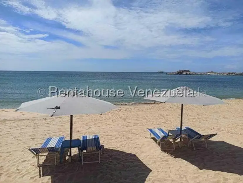 Terreno (Comercial) en Venta en Playa Caribe, Nueva Esparta
