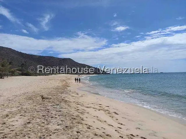 Terreno (Comercial) en Venta en Playa Caribe, Nueva Esparta - 5