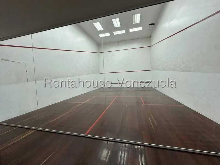 Apartamento (1 Nivel) en Alquiler en Altamira, Distrito Metropolitano - 17