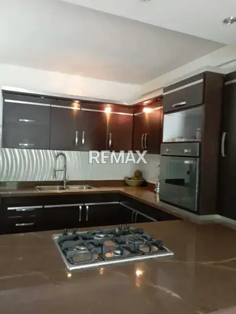 TOWNHOUSE EN ALQUILER PARQUE RORAIMA