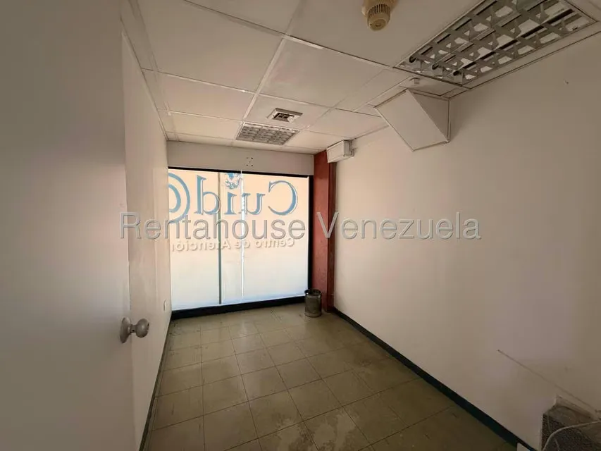 Local Comercial en Alquiler en La Carlota, Distrito Metropolitano - 15