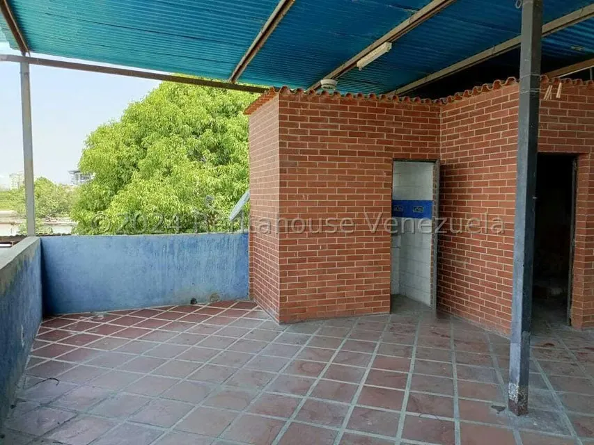 Local Comercial en Venta en 23 de Enero, Lara - 23