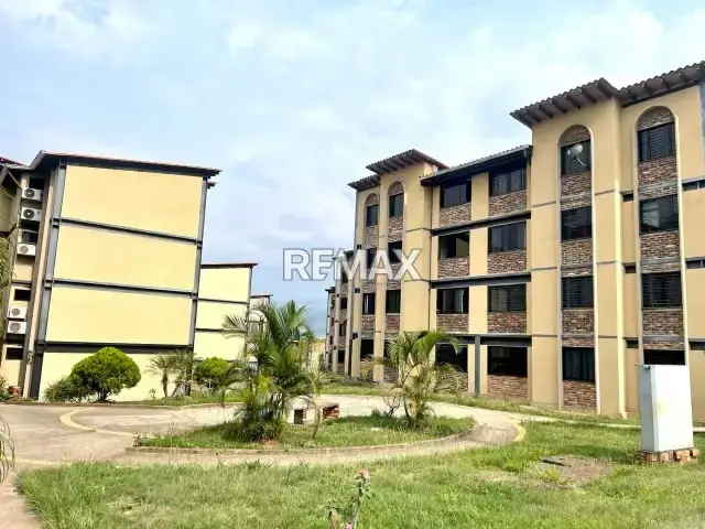 Apartamento. Alquiler. La Machiri