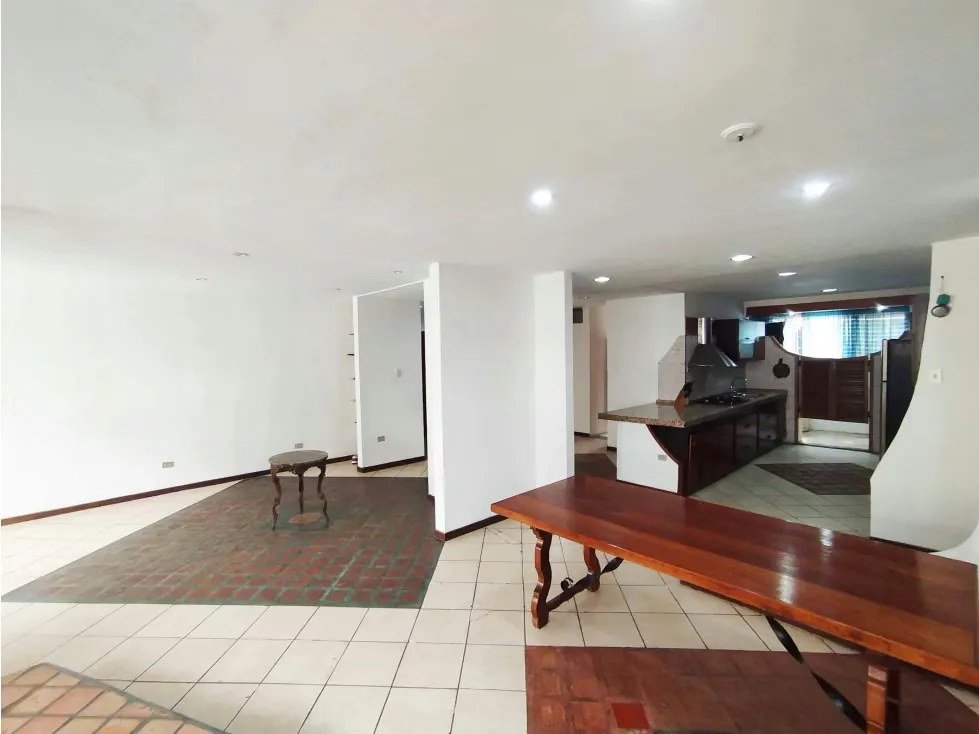 AMPLIO Y MAGNÍFICO PH EN VENTA EN ALTAMIRA 238mts/3H+s/3B+s/1PE - 2