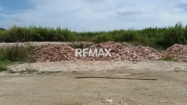 Terreno de 32.237 en venta en Calicanto.