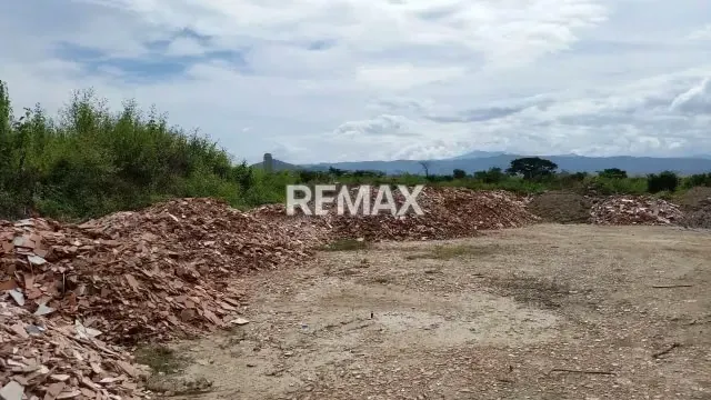 Terreno de 32.237 en venta en Calicanto. - 2