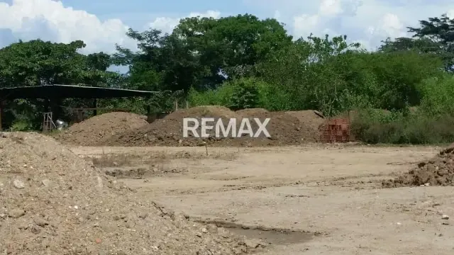 Terreno de 32.237 en venta en Calicanto. - 4