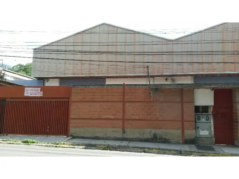En Venta Galpon Zona Industrial en Guarenas. Estado Miranda
