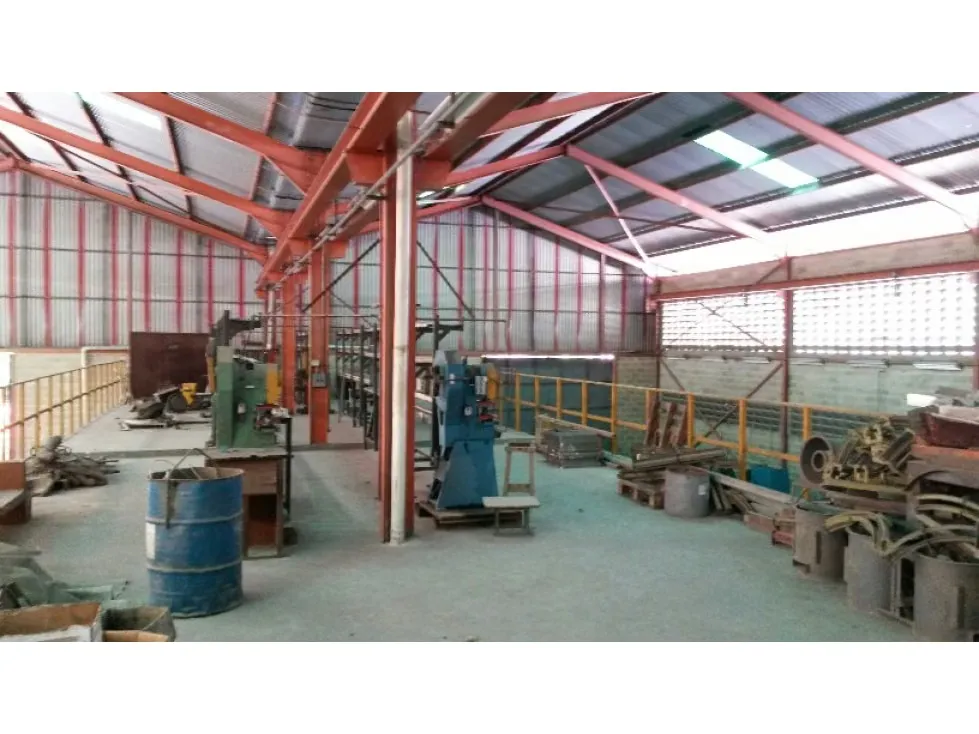 En Venta Galpon Zona Industrial en Guarenas. Estado Miranda - 11