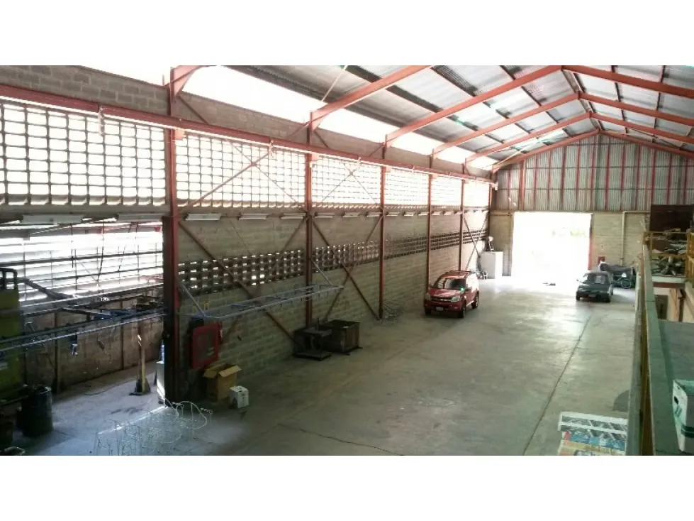 En Venta Galpon Zona Industrial en Guarenas. Estado Miranda - 17