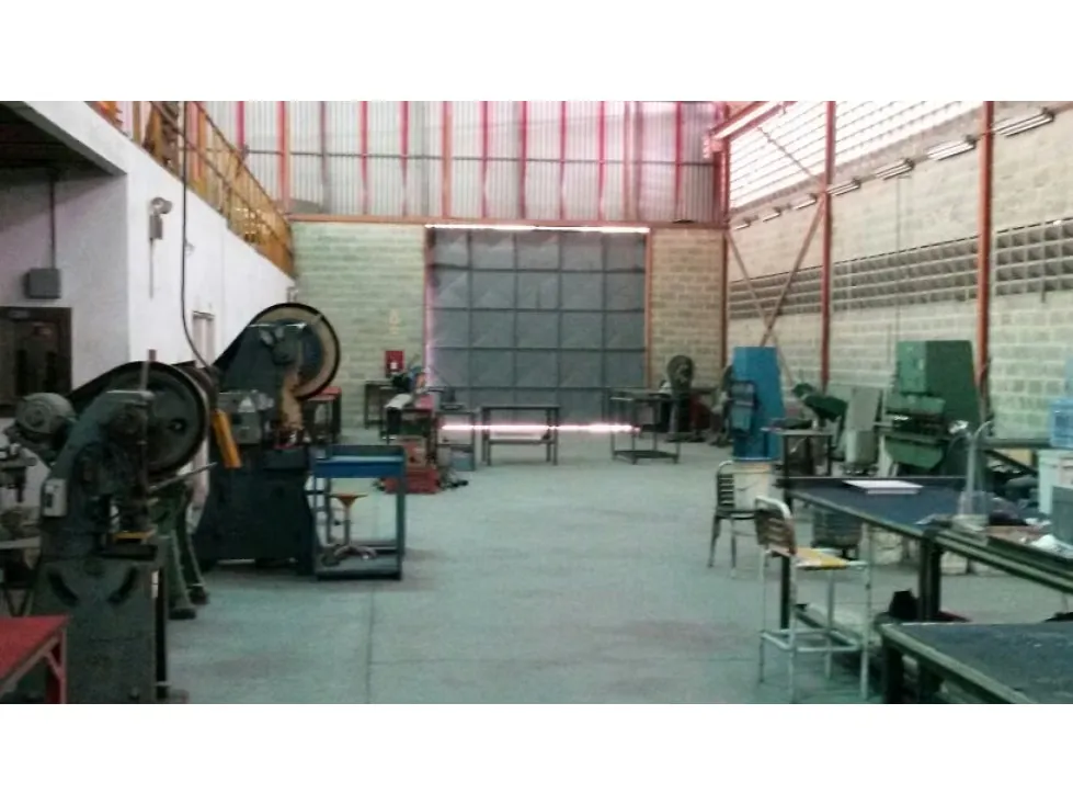 En Venta Galpon Zona Industrial en Guarenas. Estado Miranda - 20