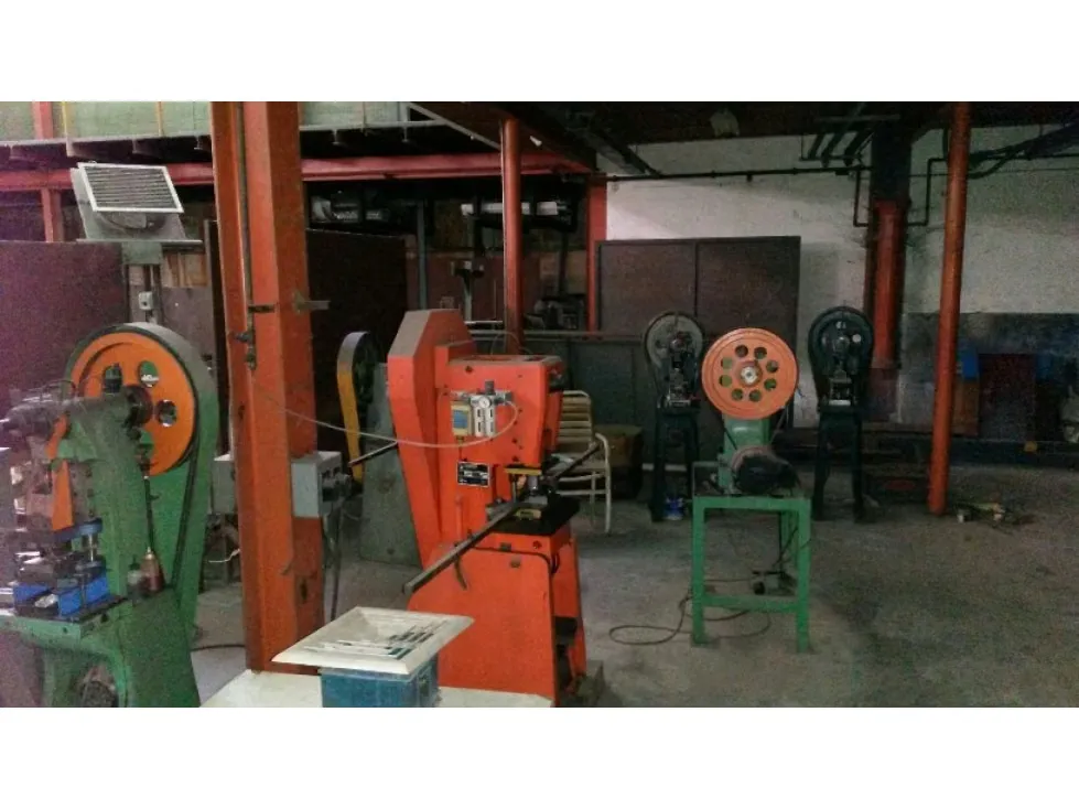 En Venta Galpon Zona Industrial en Guarenas. Estado Miranda - 43