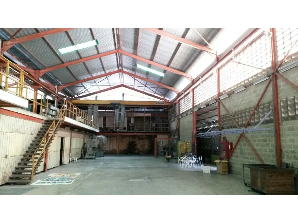 En Venta Galpon Zona Industrial en Guarenas. Estado Miranda - 8