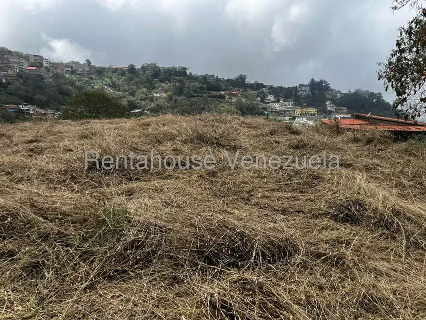 Terreno (Residencial) en Venta en El Junquito, Distrito Metropolitano - 4