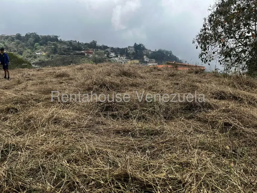 Terreno (Residencial) en Venta en El Junquito, Distrito Metropolitano - 6
